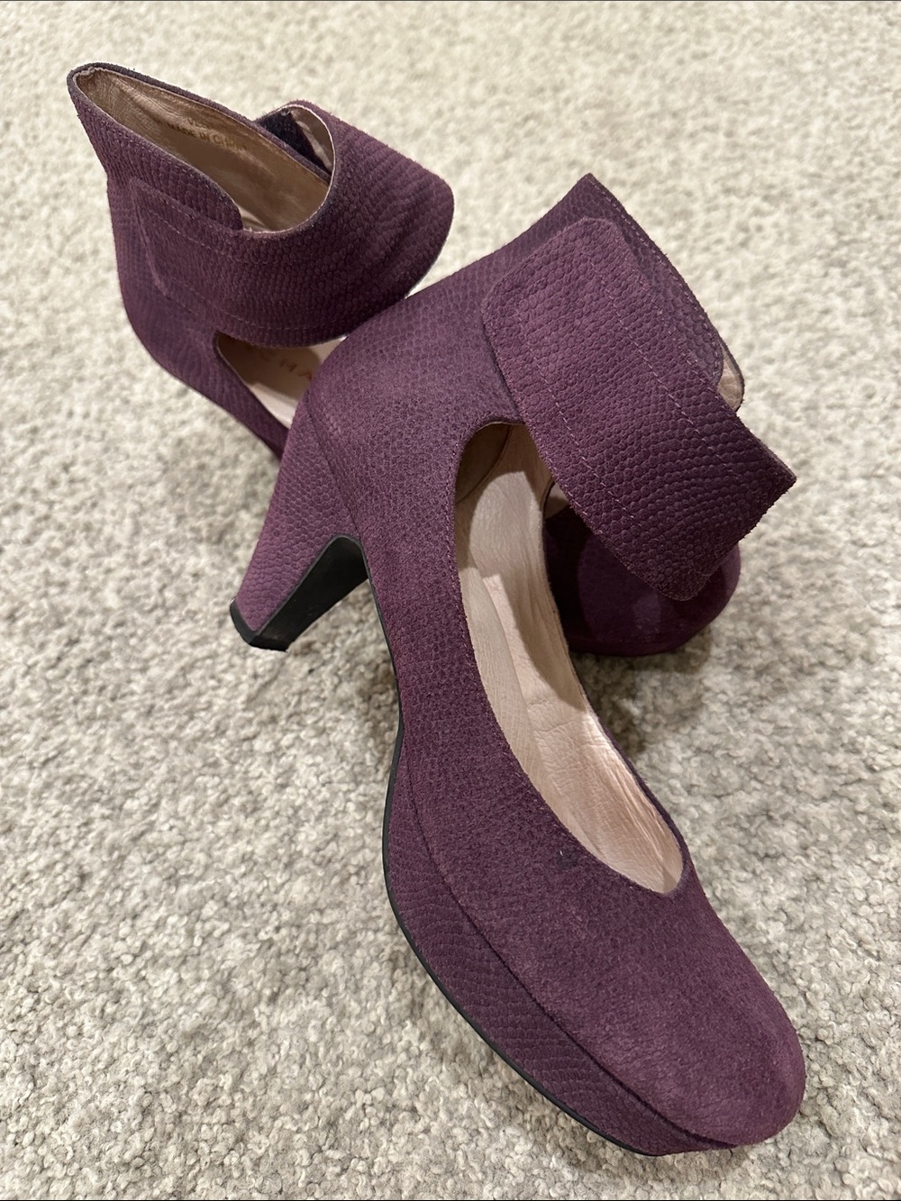 SACHA LONDON Vera Pumps